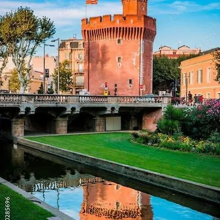 Place Catalogne بيربينيو
