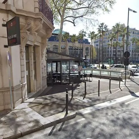 Place Catalogne * بيربينيو